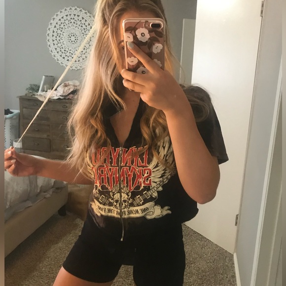 Trendy & Tipsy Redone Vintage Tee - Picture 1 of 7